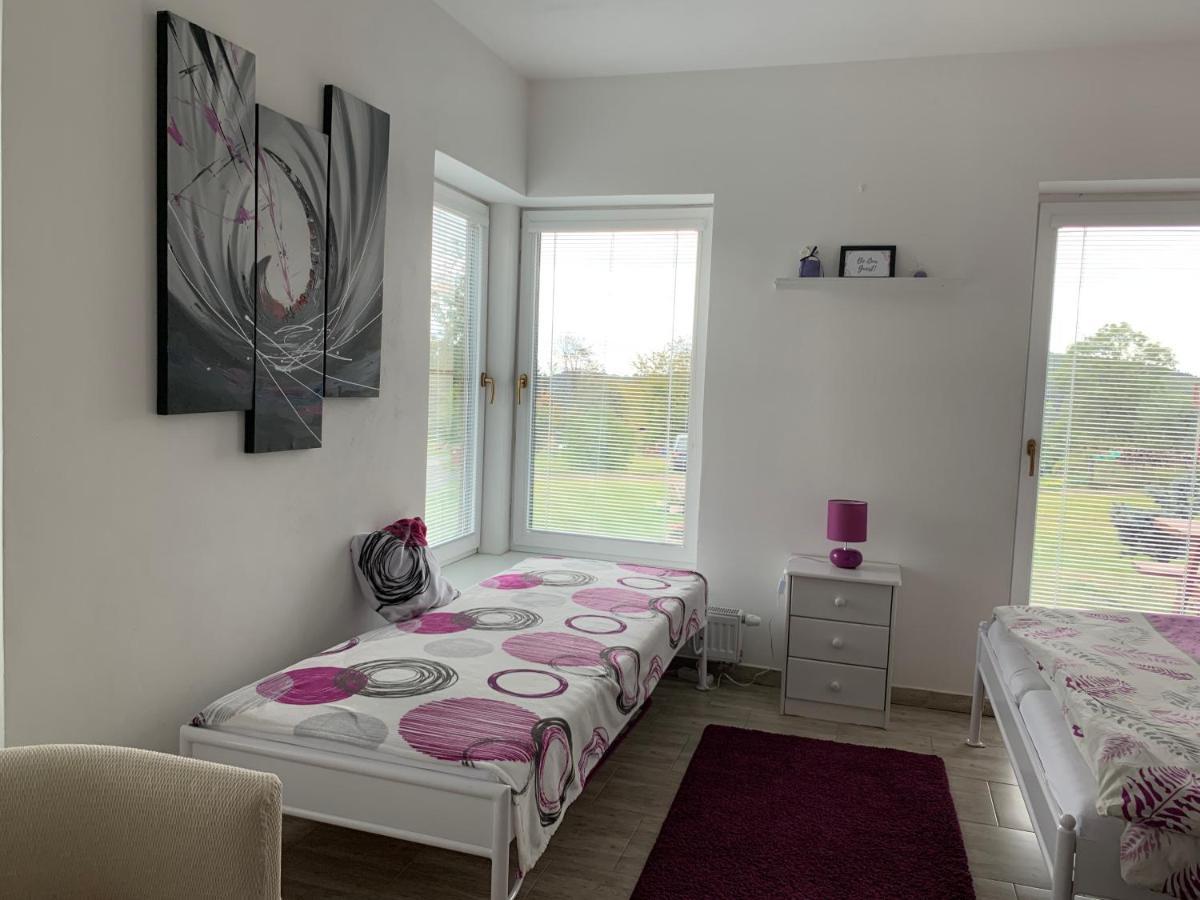 Lomnice nad Popelkou Apartmany Na Rozcesti מראה חיצוני תמונה