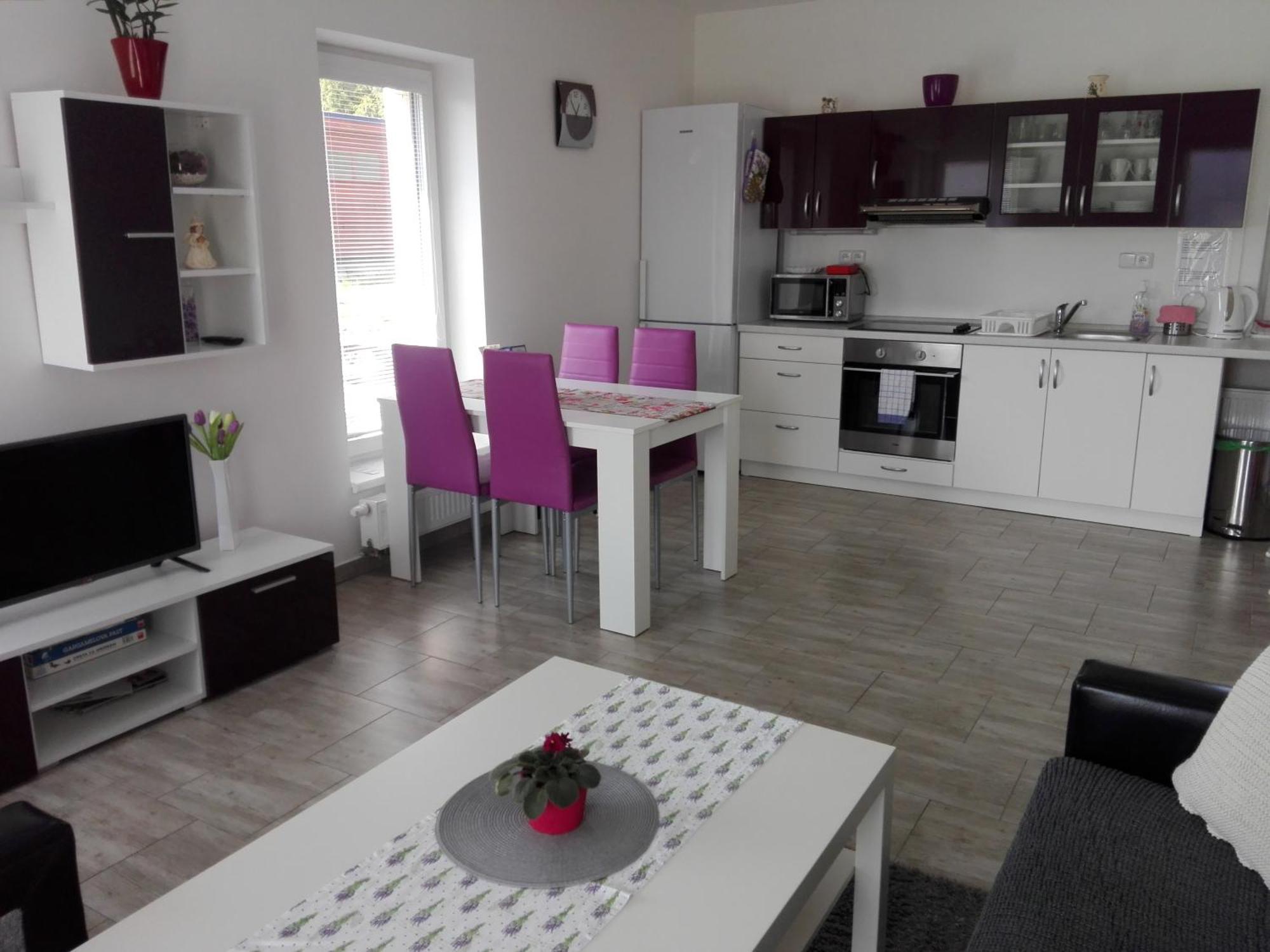 Lomnice nad Popelkou Apartmany Na Rozcesti מראה חיצוני תמונה